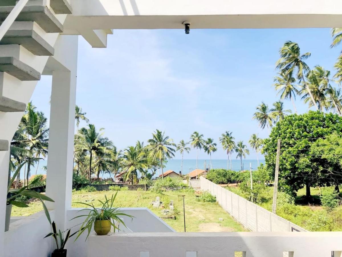 Ayona Beach Villa Katuneriya Kültér fotó