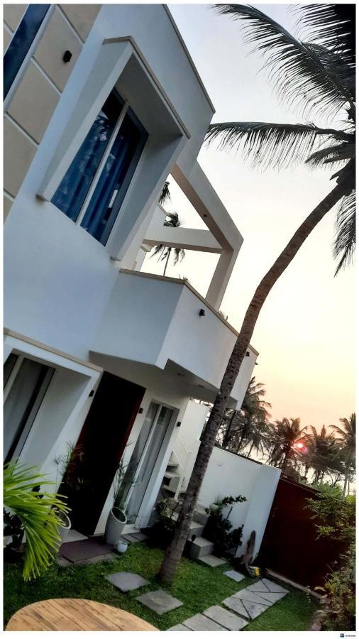 Ayona Beach Villa Katuneriya Kültér fotó