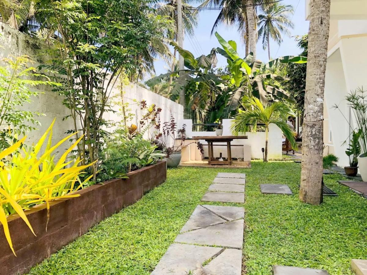 Ayona Beach Villa Katuneriya Kültér fotó